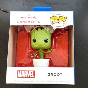 Funko POP Groot Marvel 2022 Hallmark ornament Christmas New in Box